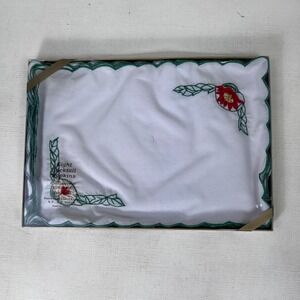 Holiday Banquet Cocktail Napkins Sunweave Linen Corp Embroidered Floral‎